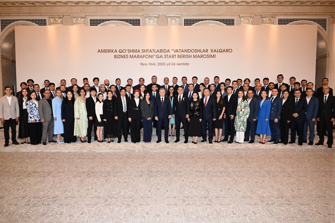 O‘zbekiston Prezidenti vatandoshlar va "El-yurt umidi" jamg‘armasi stipendiatlari bilan uchrashdi