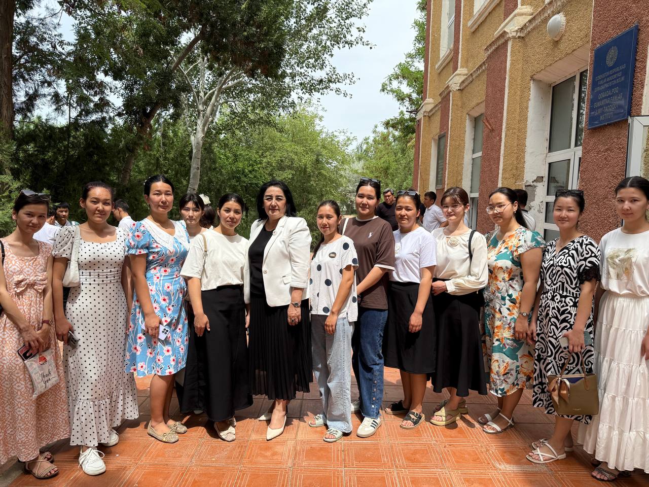 Yoshlar bilan uchrashuv