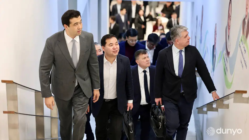 O‘zbekiston diplomatik vakolatxonalari rahbarlari Toshkentdagi Yoshlar ijod saroyi faoliyati bilan tanishdi